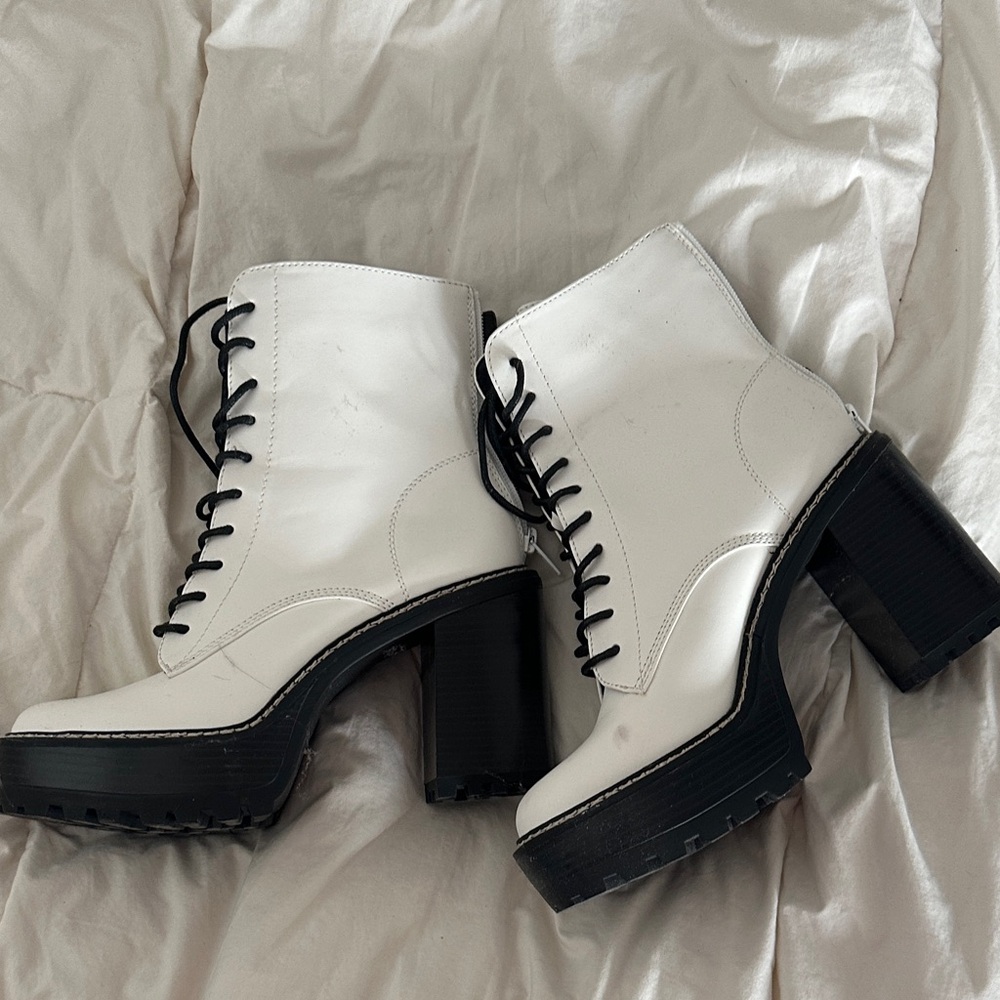 Madden Girl White Lace-Up Chunky Heel Boots